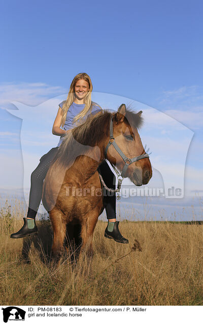 Mdchen und Islnder / girl and Icelandic horse / PM-08183
