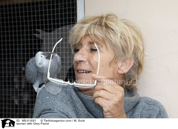 Frau mit Graupapagei / woman with Grey Parrot / MS-01691