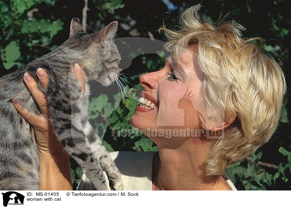 Frau mit Katze / woman with cat / MS-01405