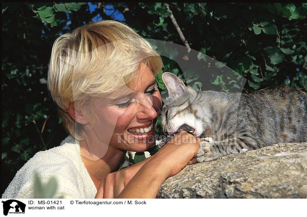 Frau mit Katze / woman with cat / MS-01421