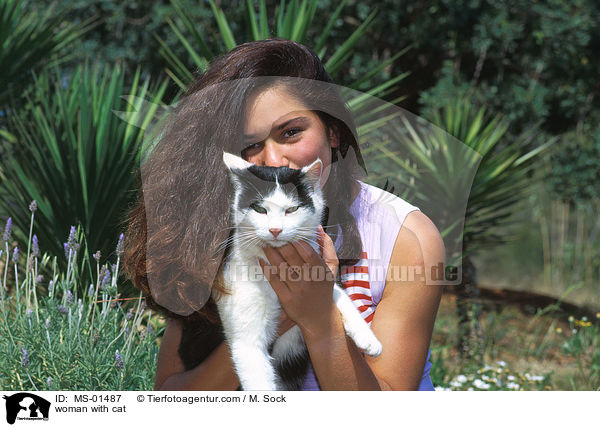 Frau mit Katze / woman with cat / MS-01487