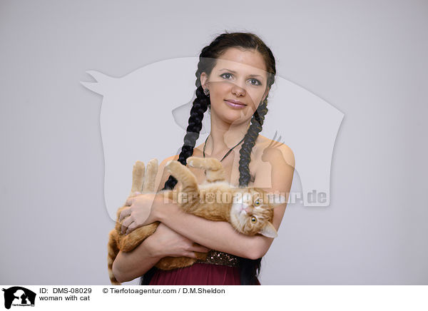 Frau mit Hauskatze / woman with cat / DMS-08029