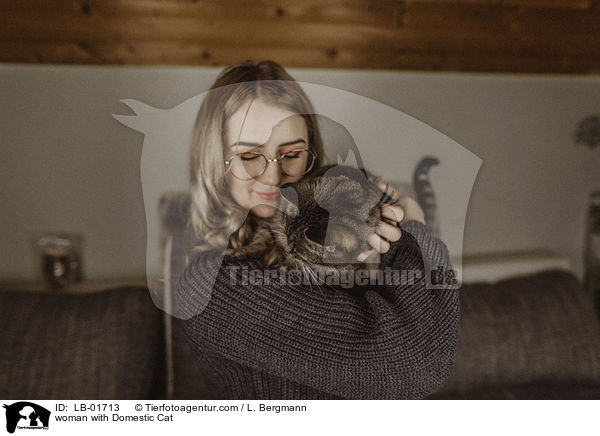 woman with Domestic Cat / LB-01713