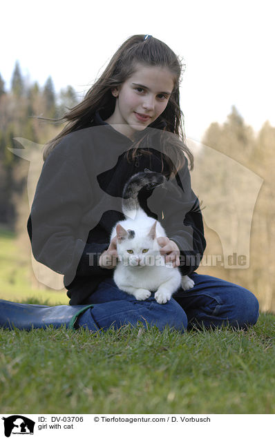 Mdchen mit Katze / girl with cat / DV-03706