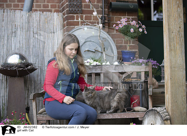 Mdchen mit Katze / girl with Cat / JM-02382