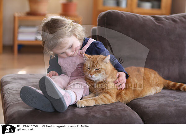 girl and cat / PM-07758