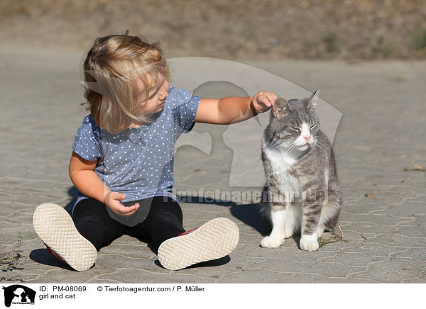 Mdchen und Katze / girl and cat / PM-08069