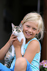 girl and cat