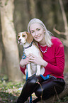 Nina Bauer with Beagle