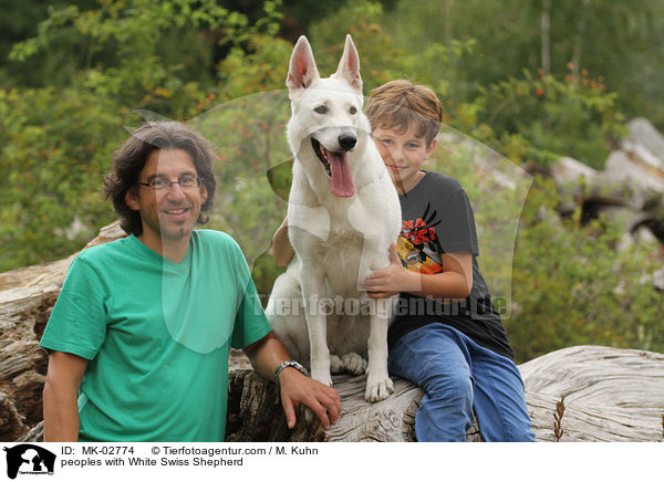 Menschen mit Weier Schweizer Schferhund / peoples with White Swiss Shepherd / MK-02774