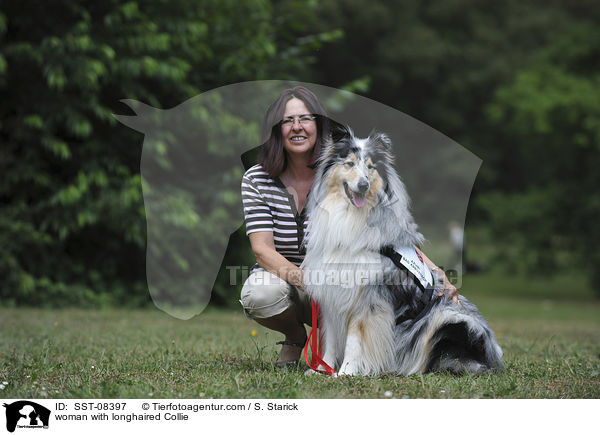 Frau mit Langhaarcollie / woman with longhaired Collie / SST-08397