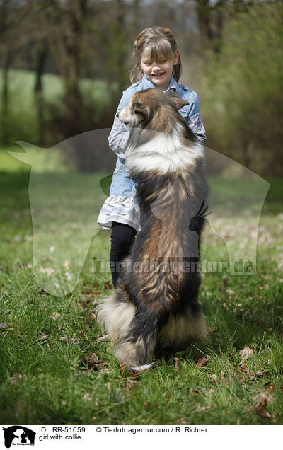 Mdchen mit Collie / girl with collie / RR-51659
