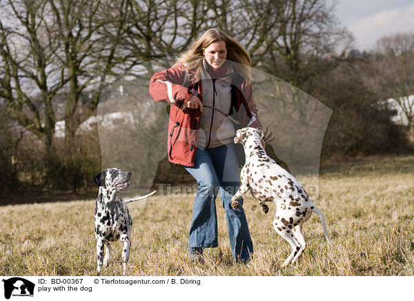 spielen mit dem Hund / play with the dog / BD-00367