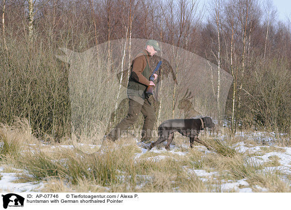 Jger mit Deutsch Kurzhaar / huntsman with German shorthaired Pointer / AP-07746