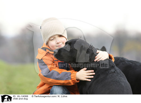Kind und Hund / child and dog / KL-14066
