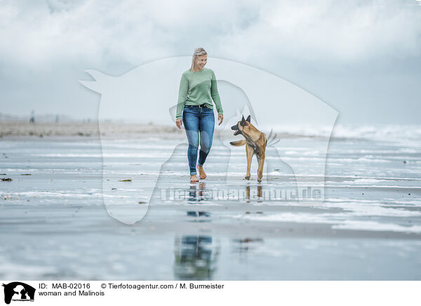 Frau und Malinois / woman and Malinois / MAB-02016