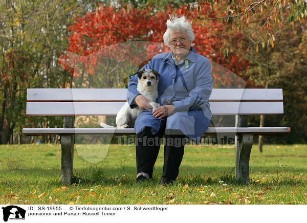 Frau und Parson Russell Terrier / woman and Parson Russell Terrier / SS-19955