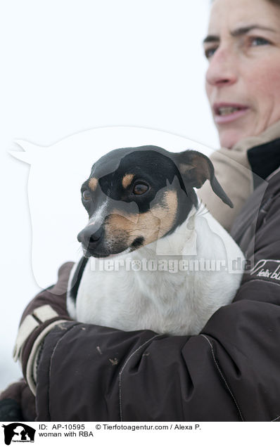 Frau mit Ratonero Bodeguero Andaluz / woman with RBA / AP-10595