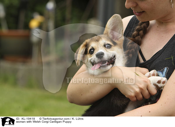 woman with Welsh Corgi Cardigan Puppy / KL-19418