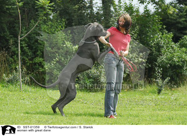 woman with great dane / SST-01359