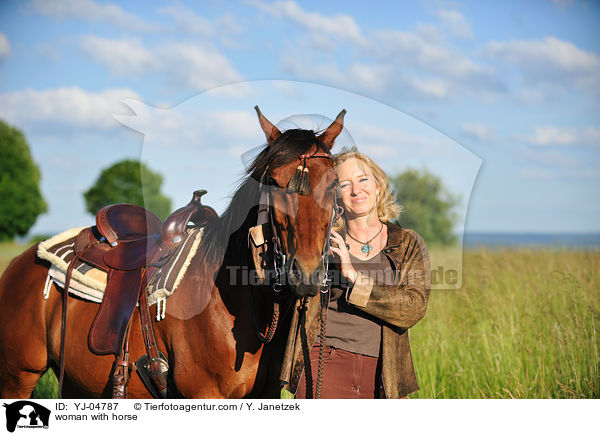 Frau mit Araber-Mix / woman with horse / YJ-04787