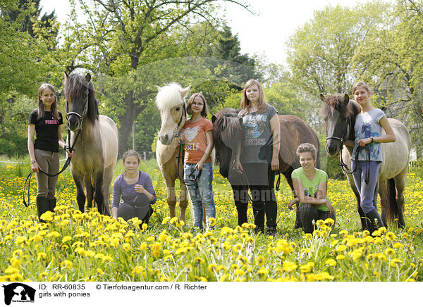 Mdchen mit Ponys / girls with ponies / RR-60835