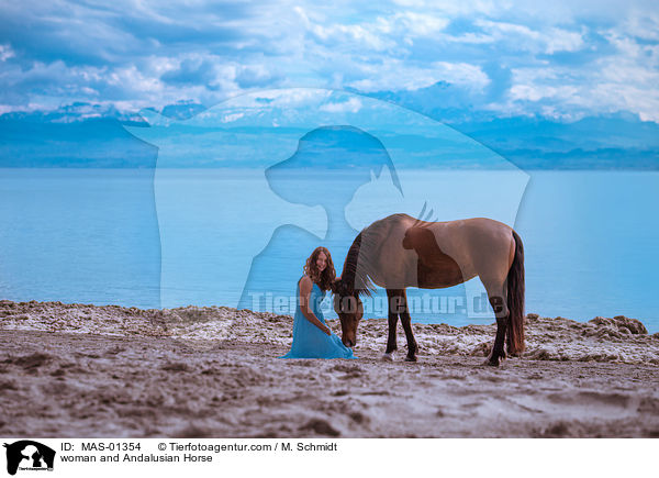 woman and Andalusian Horse / MAS-01354