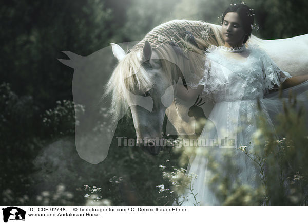 Frau und Andalusier / woman and Andalusian Horse / CDE-02748