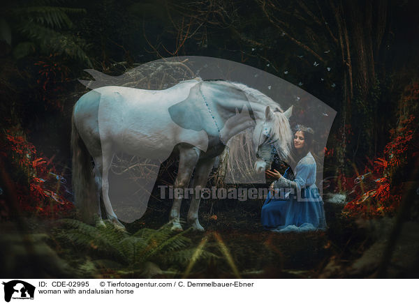 Frau mit Andalusier / woman with andalusian horse / CDE-02995