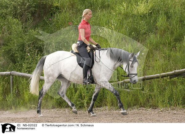 Reiterin / horsewoman / NS-02022
