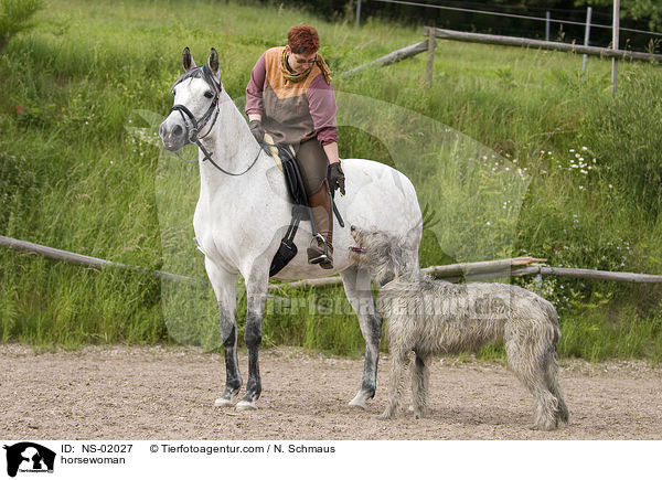 Reiterin / horsewoman / NS-02027