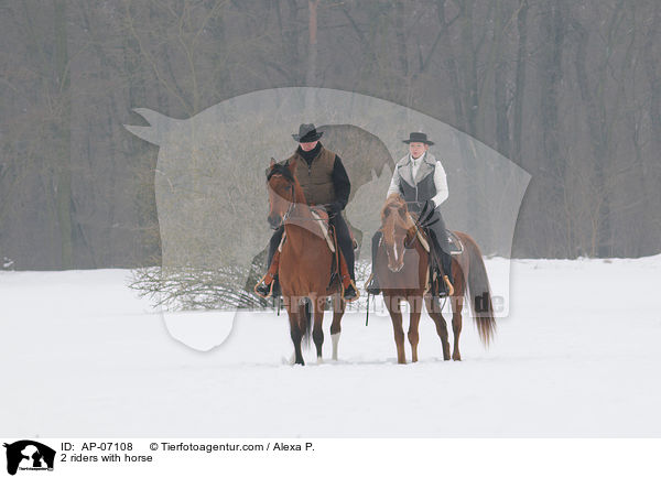 2 Reiter mit Pferd / 2 riders with horse / AP-07108