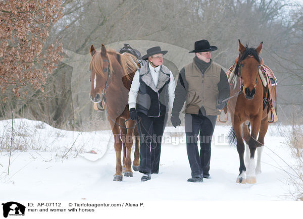 Mann und Frau mit Pferden / man and woman with horses / AP-07112