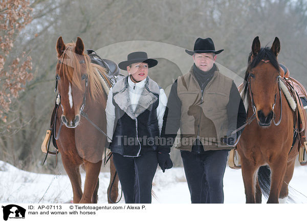Mann und Frau mit Pferden / man and woman with horses / AP-07113