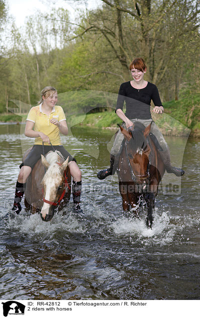 2 riders with horses / RR-42812