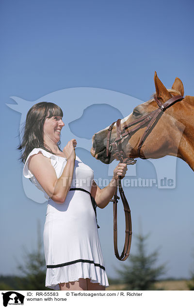 woman with horse / RR-55583