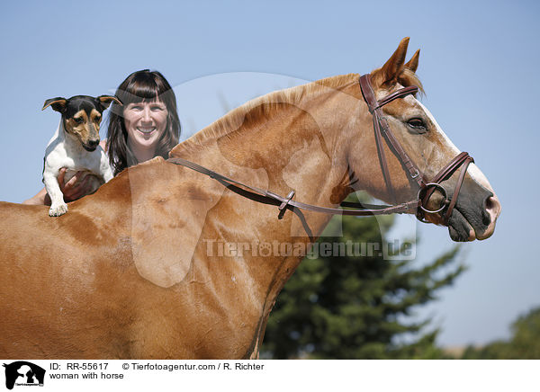 woman with horse / RR-55617