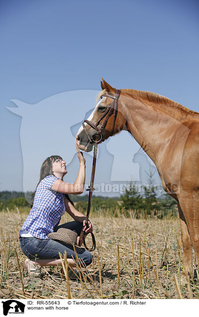 woman with horse / RR-55643