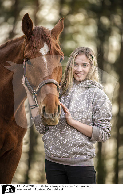 Frau mit sterreichisches Warmblut / woman with Austrian Warmblood / VJ-02005