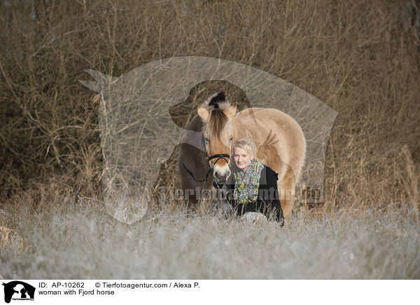 woman with Fjord horse / AP-10262