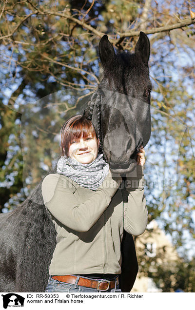woman and Frisian horse / RR-58353