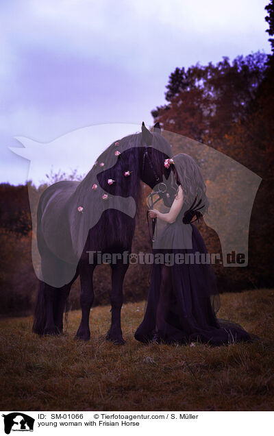junge Frau mit Friesen / young woman with Frisian Horse / SM-01066