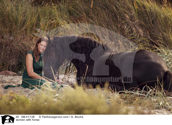 Frau mit Pferd / woman with horse / SB-01138