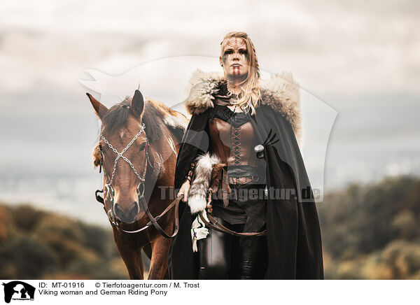 Viking woman and German Riding Pony / MT-01916