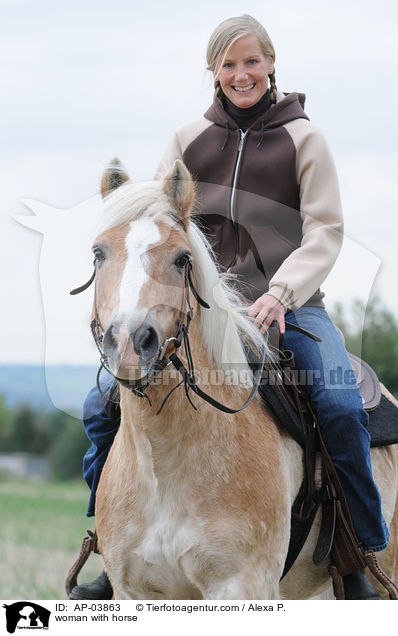 Frau mit Haflinger / woman with horse / AP-03863