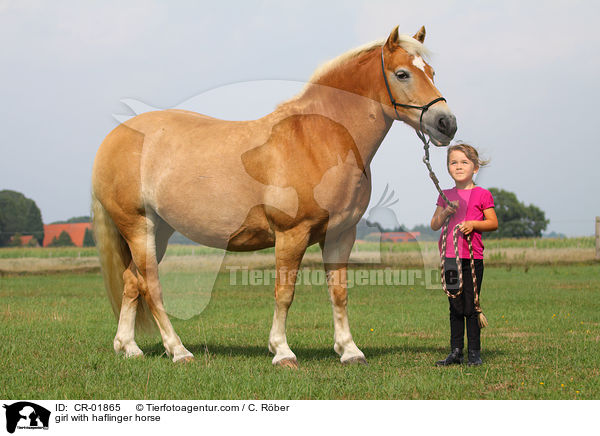 Mdchen mit Haflinger / girl with haflinger horse / CR-01865