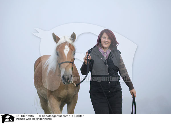 Frau mit Haflinger / woman with Haflinger horse / RR-46987