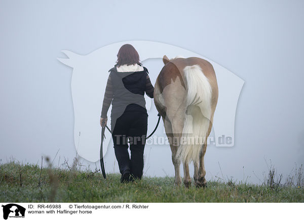 Frau mit Haflinger / woman with Haflinger horse / RR-46988