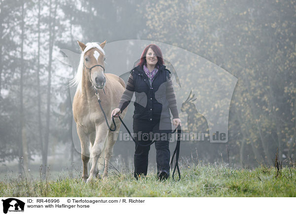 Frau mit Haflinger / woman with Haflinger horse / RR-46996