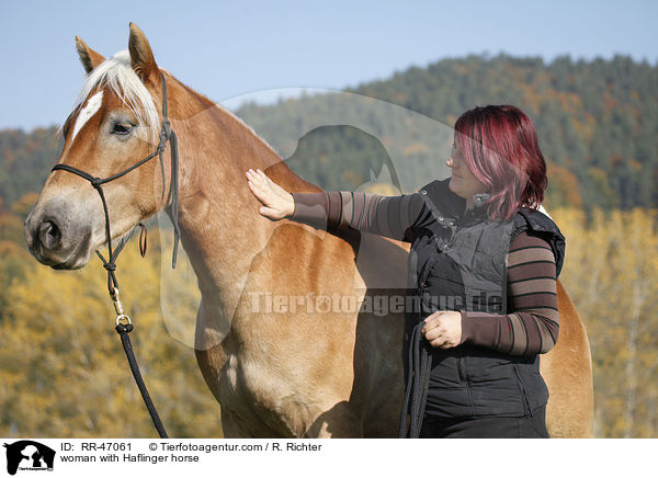 Frau mit Haflinger / woman with Haflinger horse / RR-47061
